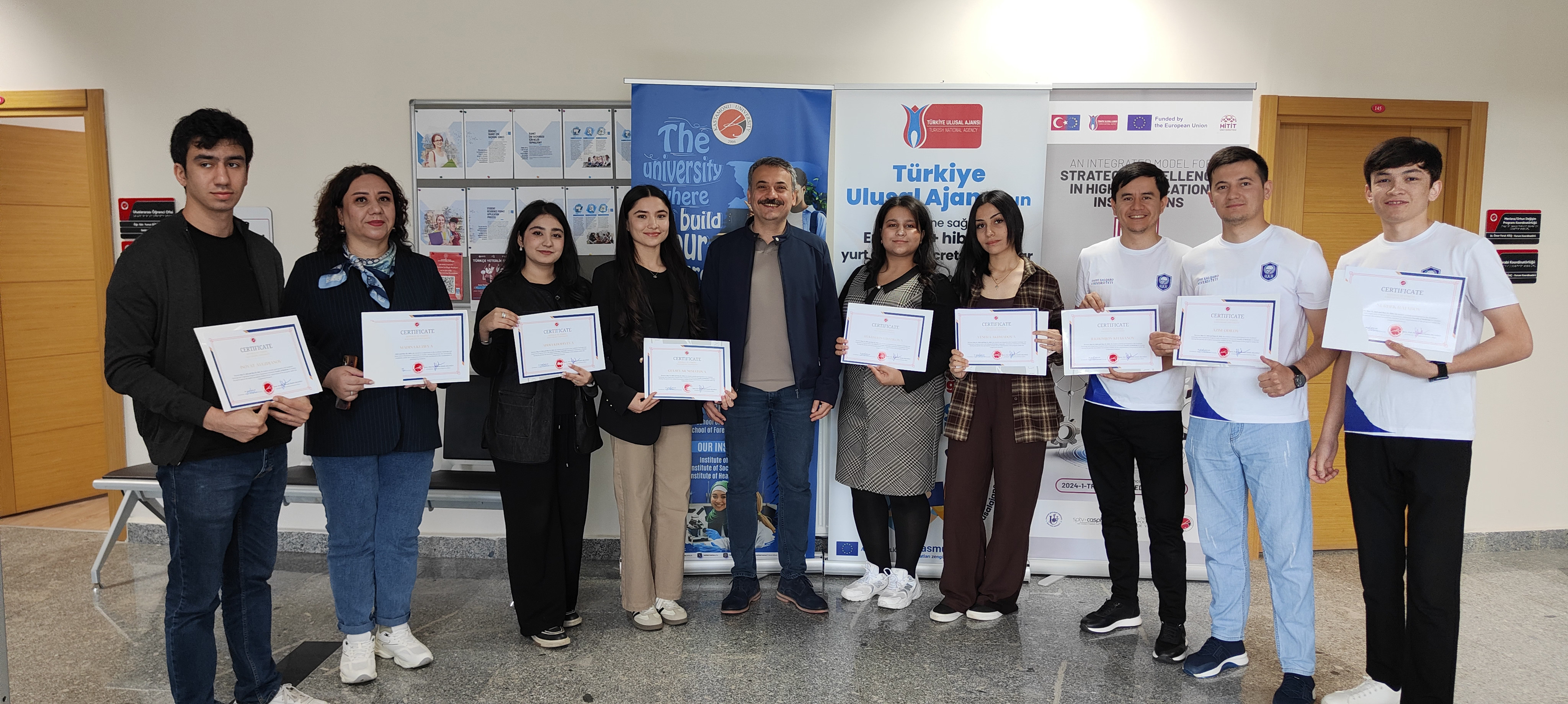 Asia International University Öğrencilerine Katılım Sertifikaları Takdim Edildi